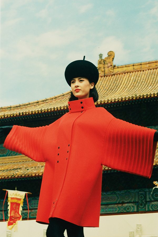 Pierre Cardin fashion show in Beijing, 1990 