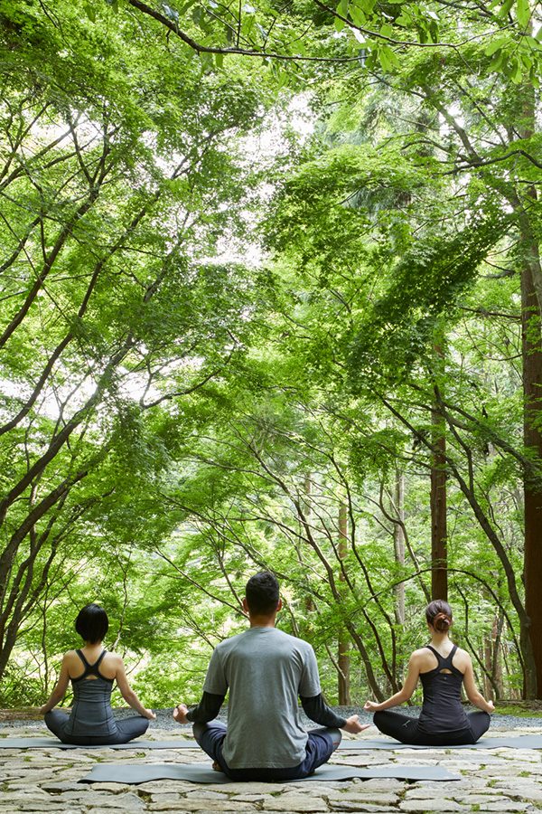 Aman Kyoto meditation retreat with monks